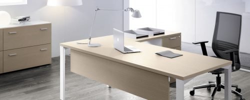 Contemporary corner office desk